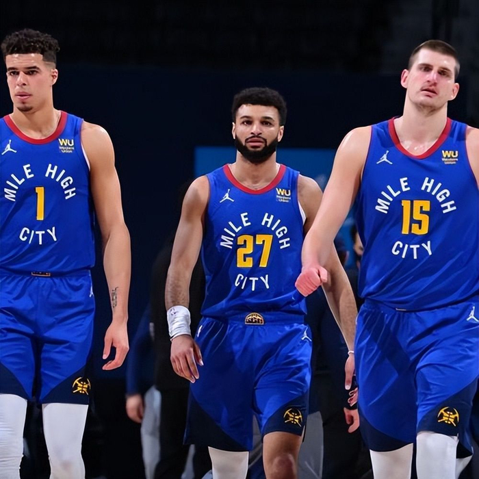 圈传出震动 圈传出震动